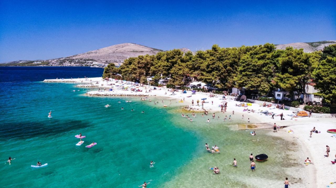 Kamp Rozac Otel Trogir Dış mekan fotoğraf