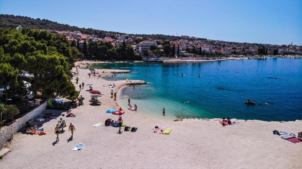 Kamp Rozac Otel Trogir Dış mekan fotoğraf